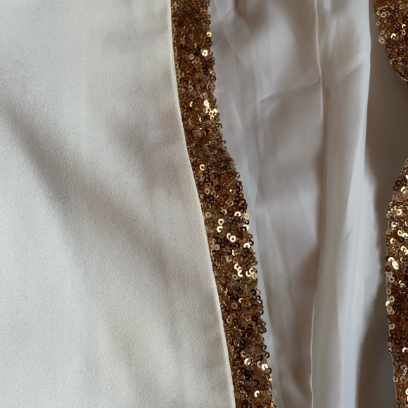 Cream blazer w gold sequin detail - Picture 2 of 2